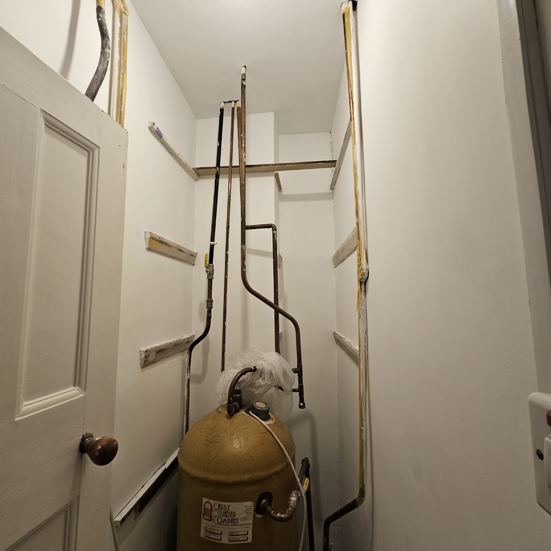 N11 Painter and Decorator — Photos 11
